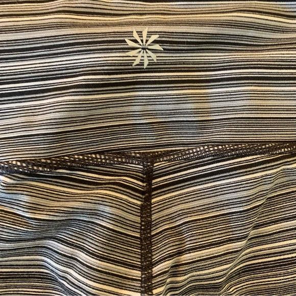 Vintage Athleta Striped Grey Leggings Size S - Picture 9 of 9
